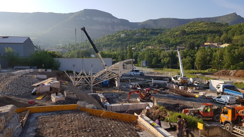 centrale-beton-levage-tour-agregat-et-malaxeur-euro-12-construction